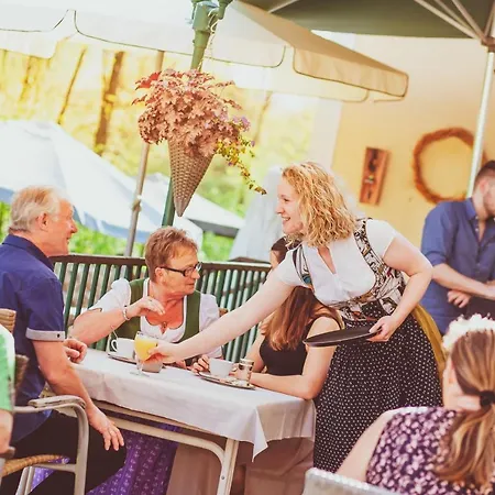 Hueber Der Wirt Hotel 2*